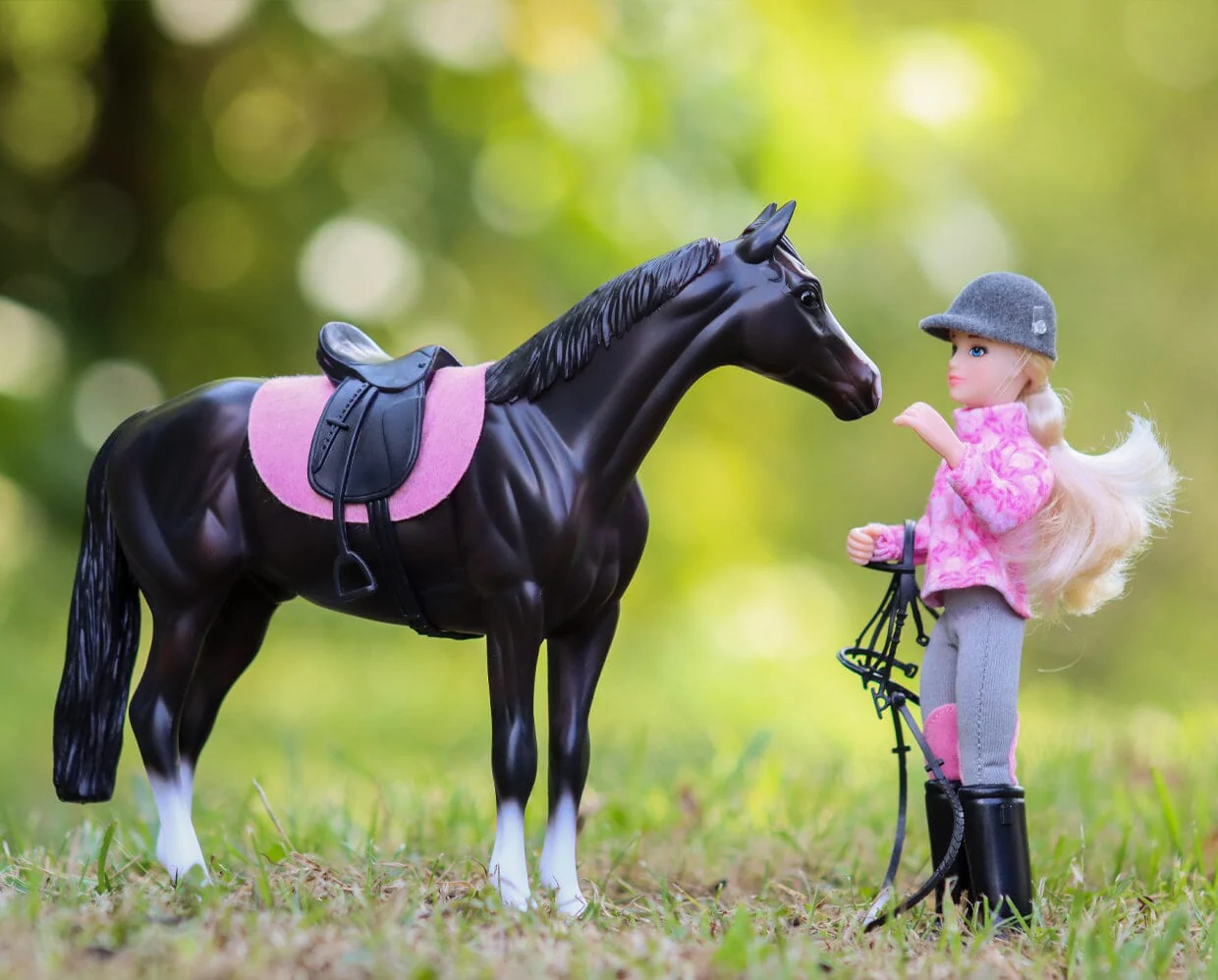 English Horse & Rider - Image 2