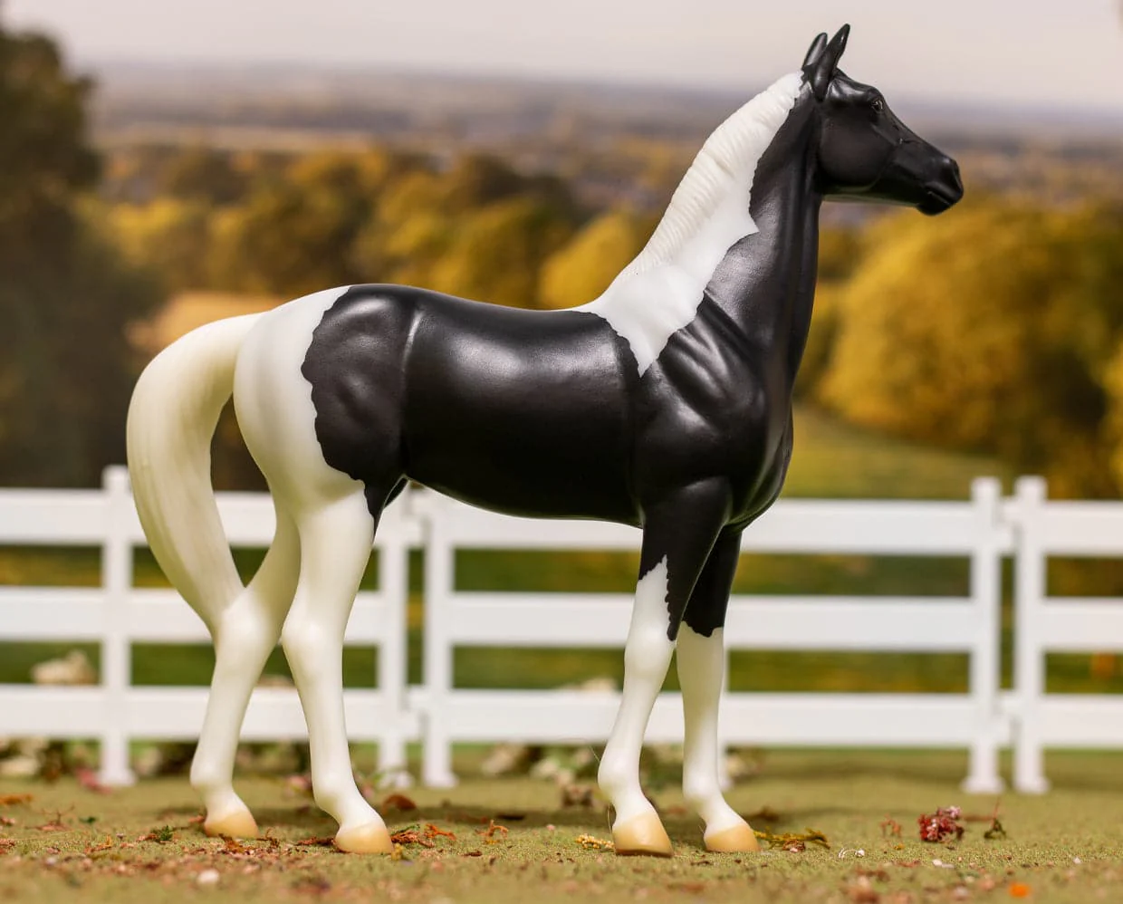 National Velvet Horse and Book Set - Image 3