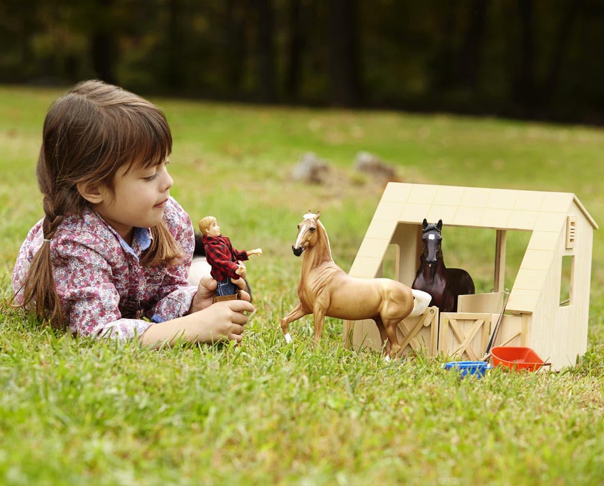 Wood Stable - Image 3
